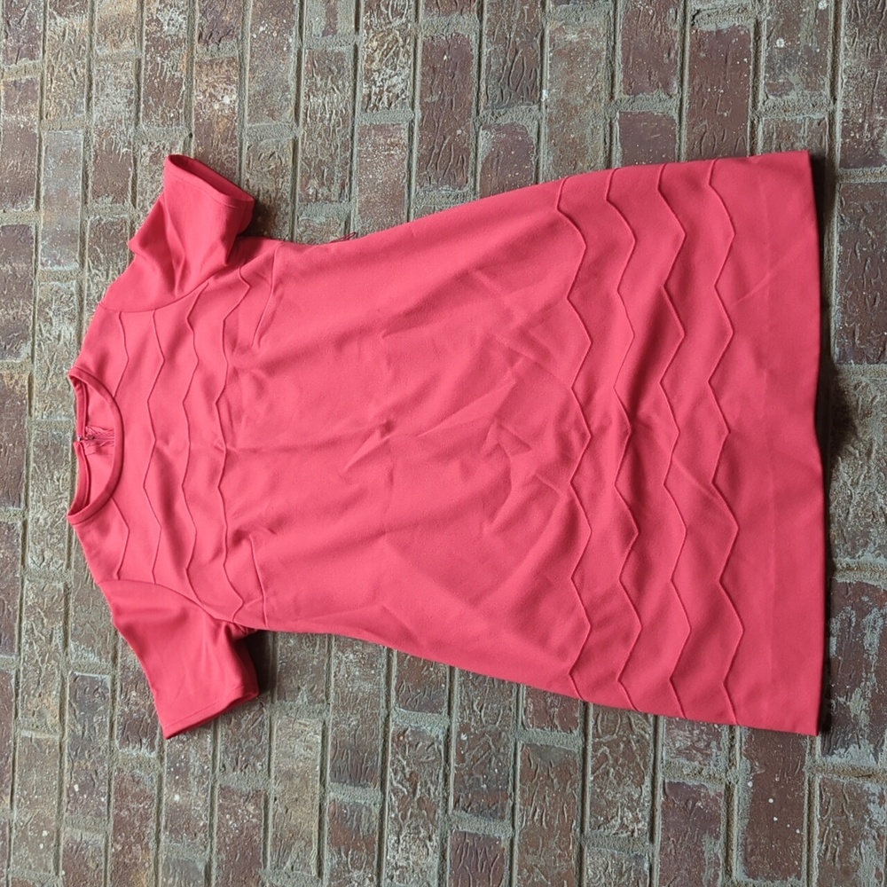 Vintage 1960s Lady Laura Coral Pink Plus Size Shift Dress with Zig Zag Pintucks